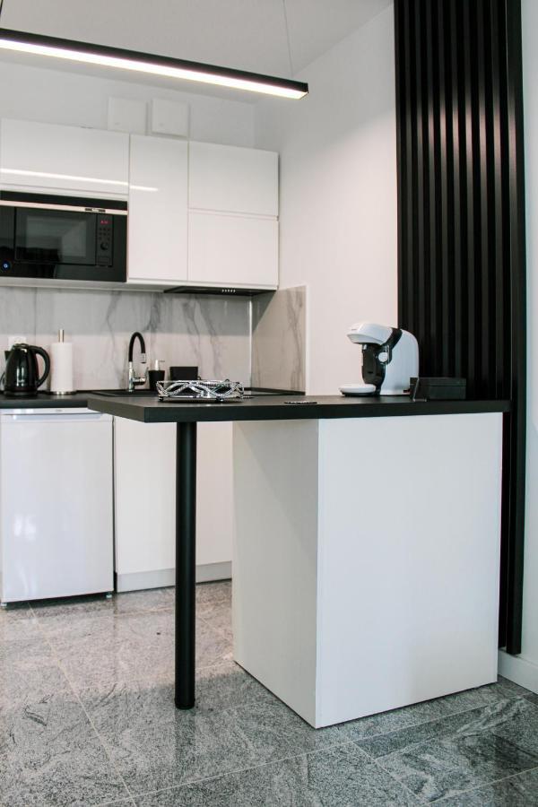 Apartament White-Niska Z Garazem Podziemnym Κίελτσε Εξωτερικό φωτογραφία