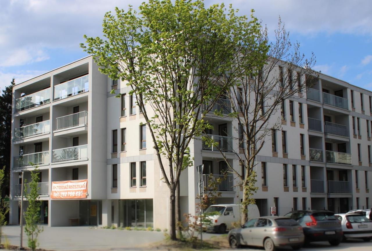 Apartament White-Niska Z Garazem Podziemnym Κίελτσε Εξωτερικό φωτογραφία