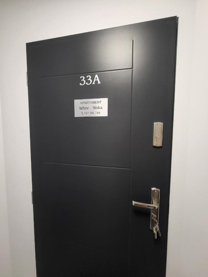 Apartament White-Niska Z Garazem Podziemnym Κίελτσε Εξωτερικό φωτογραφία